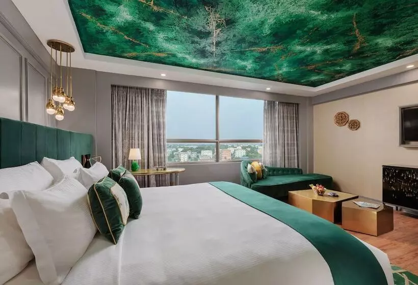 هتل Royal Tian Li