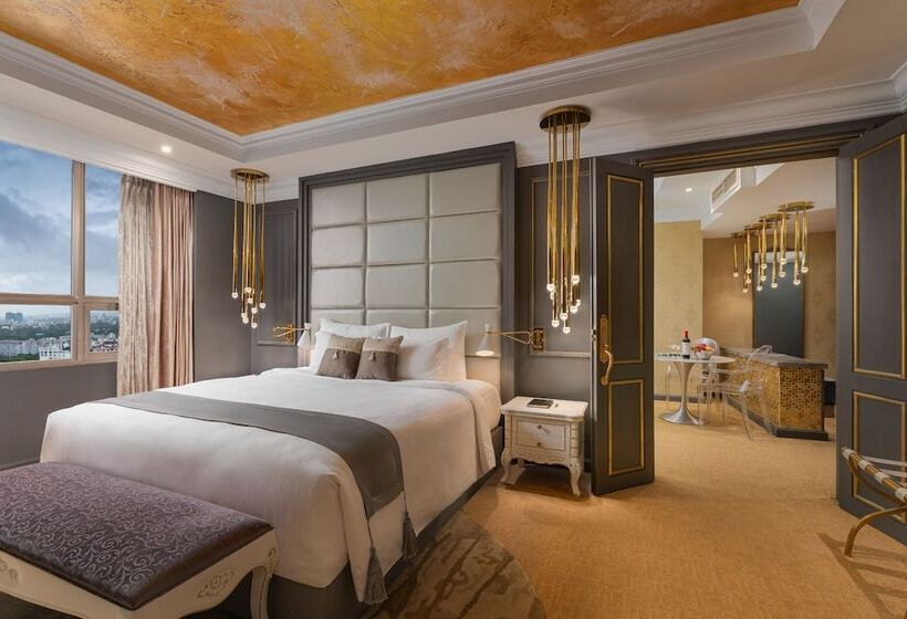 هتل Royal Tian Li