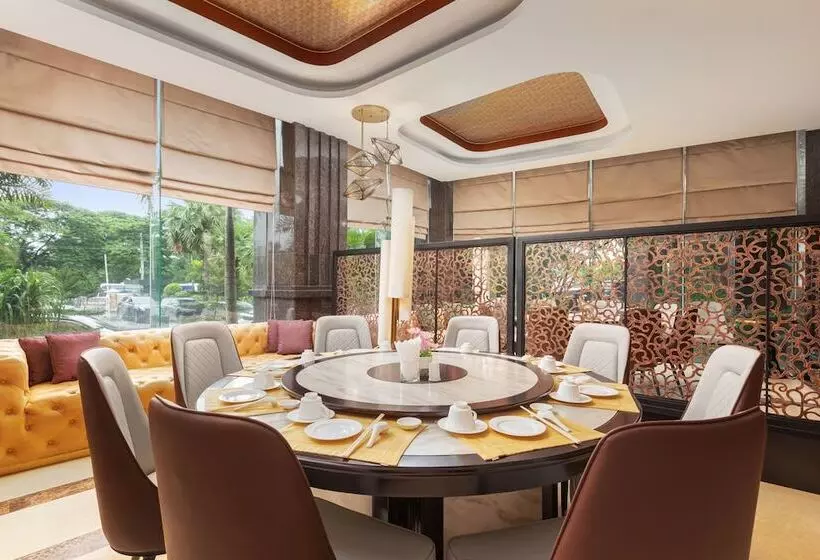 هتل Royal Tian Li