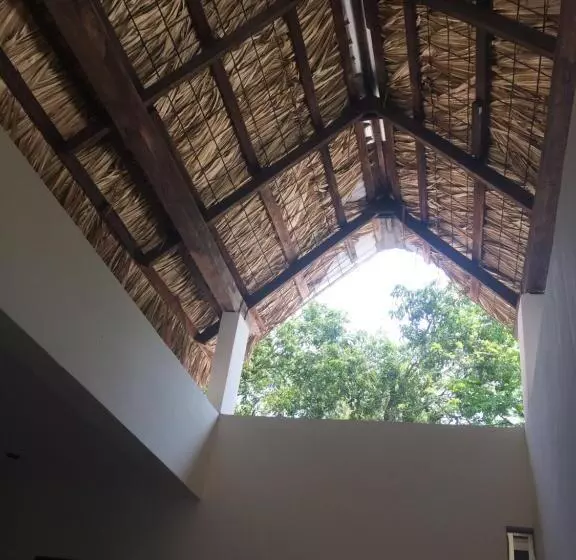 ホテル Sevilla Palenque