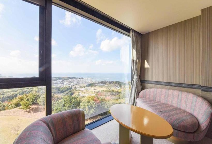 בית מלון כפרי Spring Golf & Art Resort Awaji