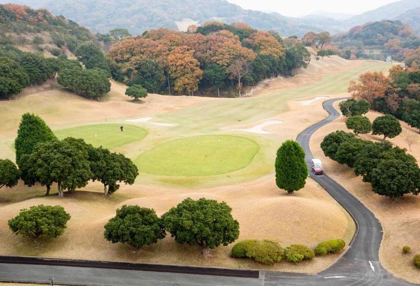 בית מלון כפרי Spring Golf & Art Resort Awaji