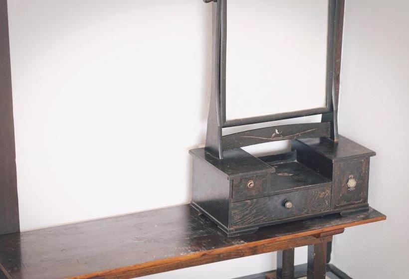 הוסטל Book & Guesthouse Hitotomaru