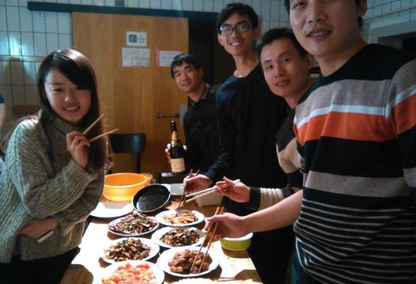 הוסטל Penthouse Backpackers