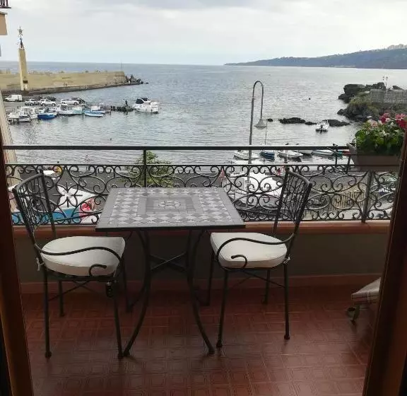 B&b La Spiaggetta Di Stazzo