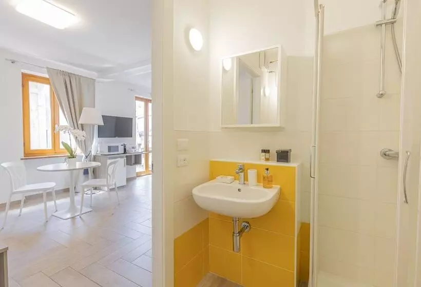 تختخواب و صبحانه Corte Realdi Boutique Rooms Garda