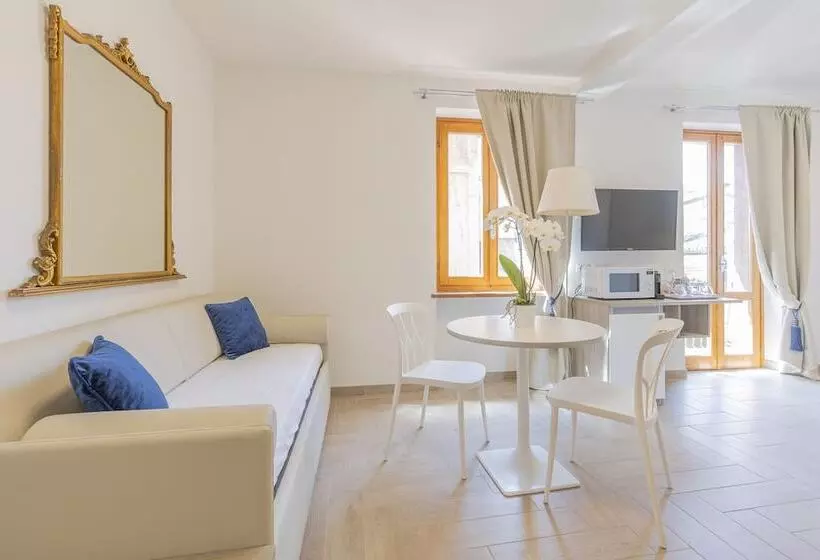 تختخواب و صبحانه Corte Realdi Boutique Rooms Garda