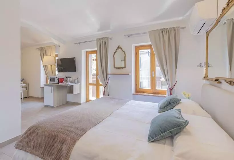 تختخواب و صبحانه Corte Realdi Boutique Rooms Garda