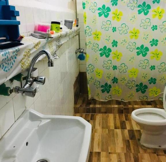 تختخواب و صبحانه Family House In Petra