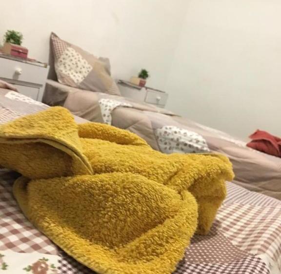 تختخواب و صبحانه Family House In Petra