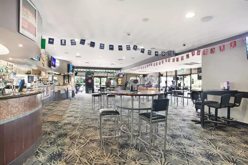 Gateshead Tavern & Motel