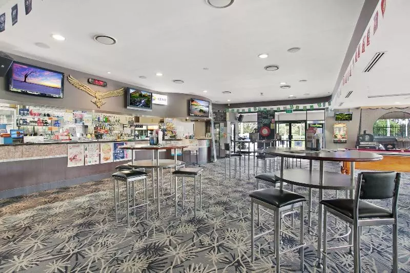 Gateshead Tavern & Motel