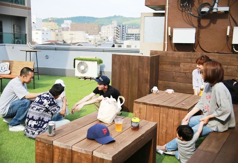 Hostel&gallerygisgood