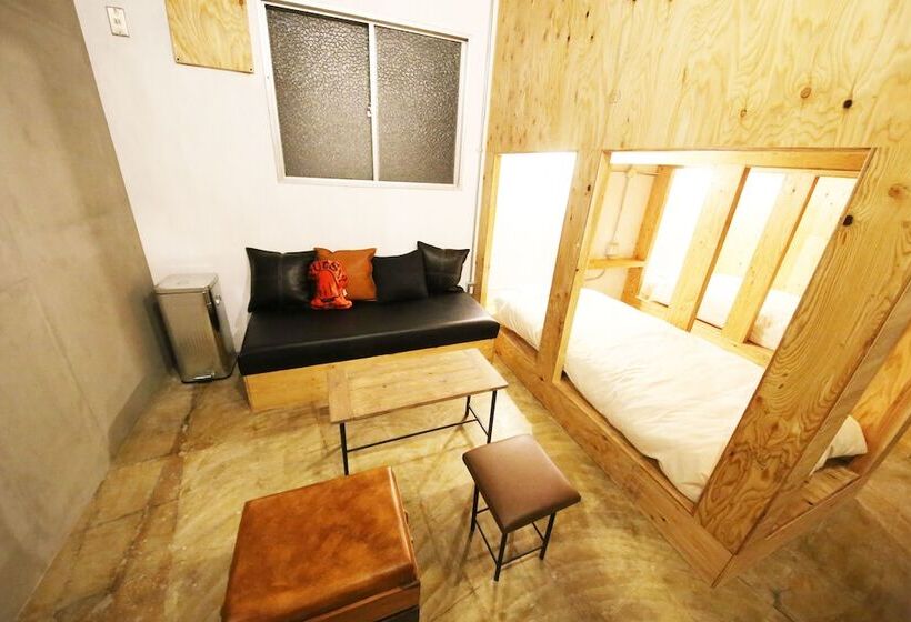 Hostel&gallerygisgood