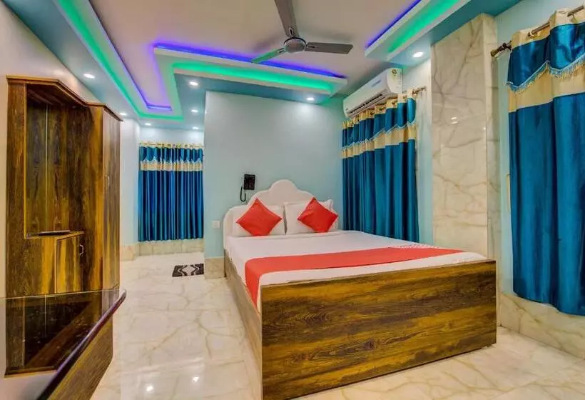 ホテル Collection O Raj Guest House Near Kolkata Airport