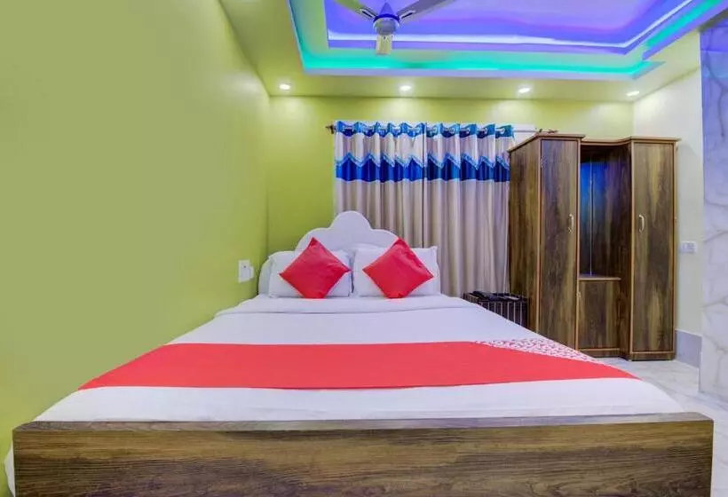 ホテル Collection O Raj Guest House Near Kolkata Airport