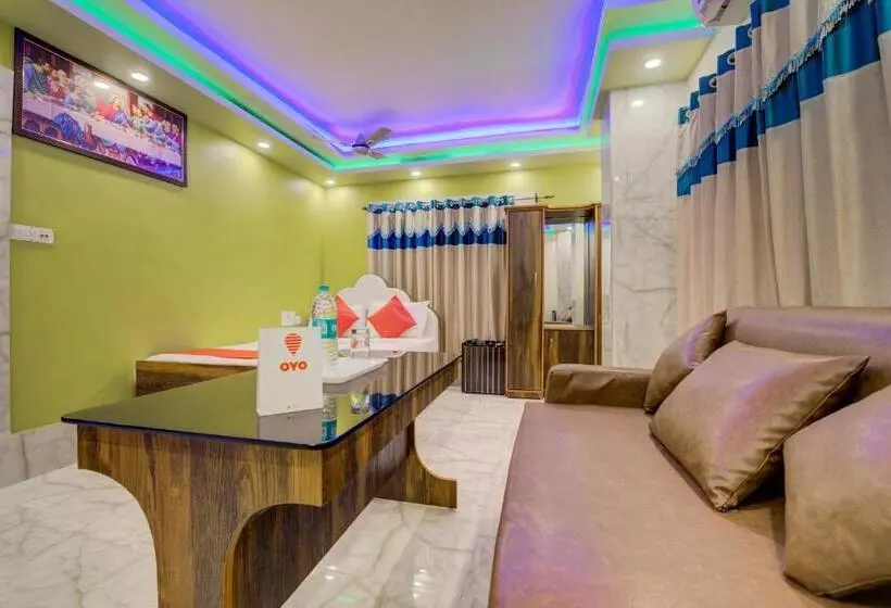 ホテル Collection O Raj Guest House Near Kolkata Airport