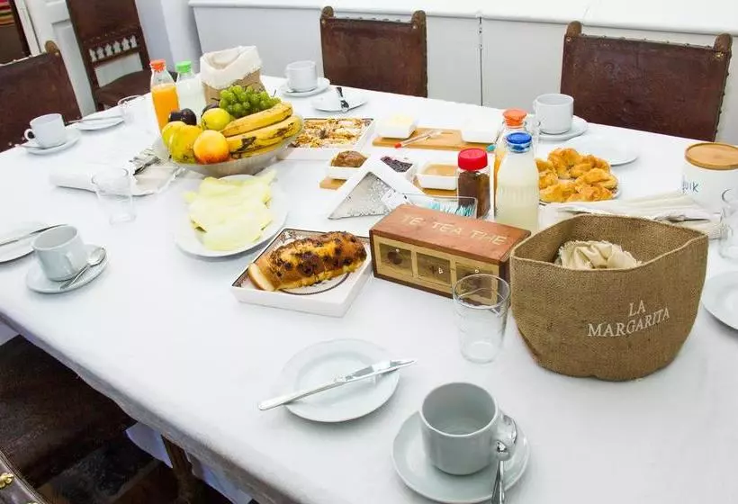 ホテル Estancia La Margarita