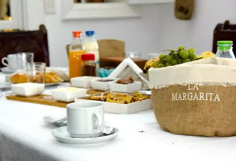 ホテル Estancia La Margarita