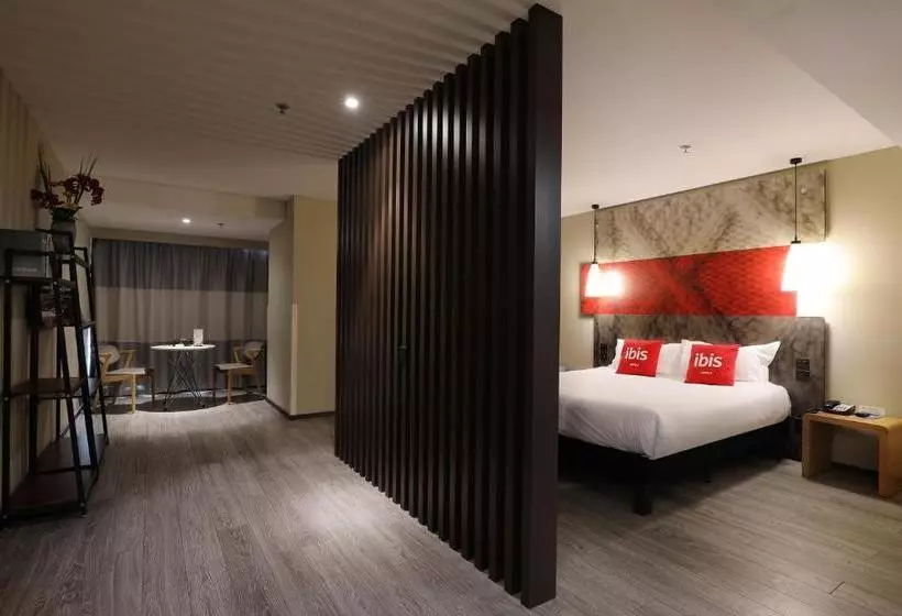 ホテル Ibis Dujiangyan