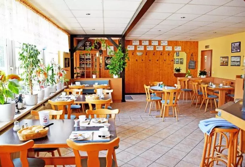 ホテル Pension Vineta Ostseebad Baabe