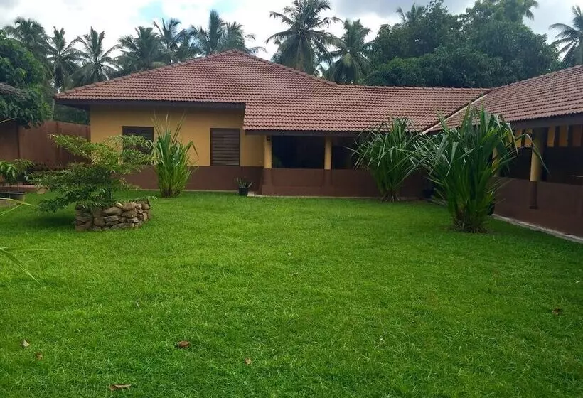 هتل Sera Villa