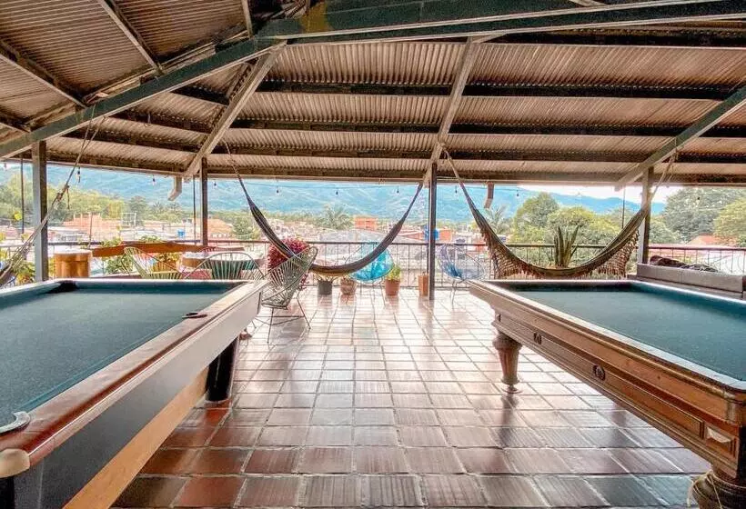 La Rosa Nautica Hostel