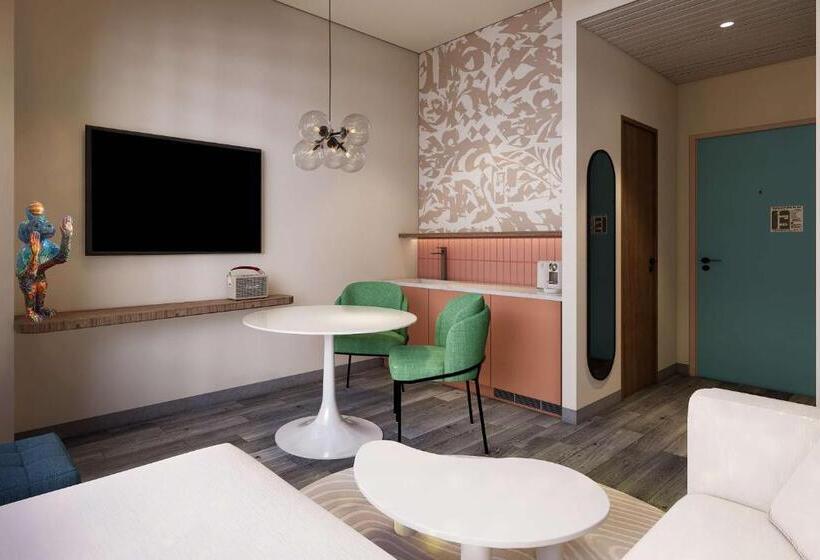 هتل Hyatt Centric Cairo West