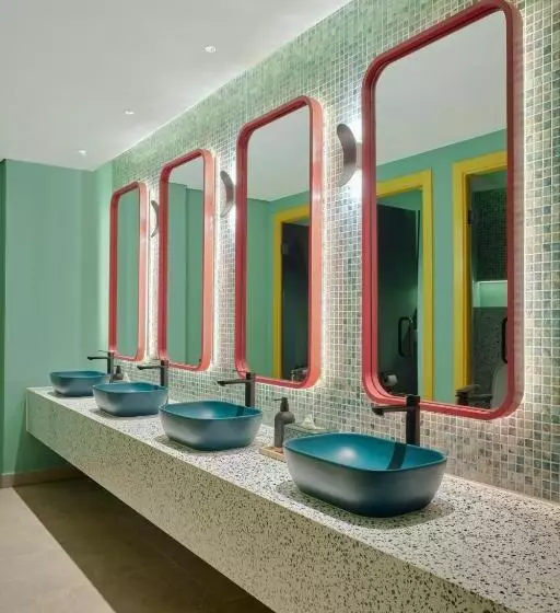 هتل Hyatt Centric Cairo West