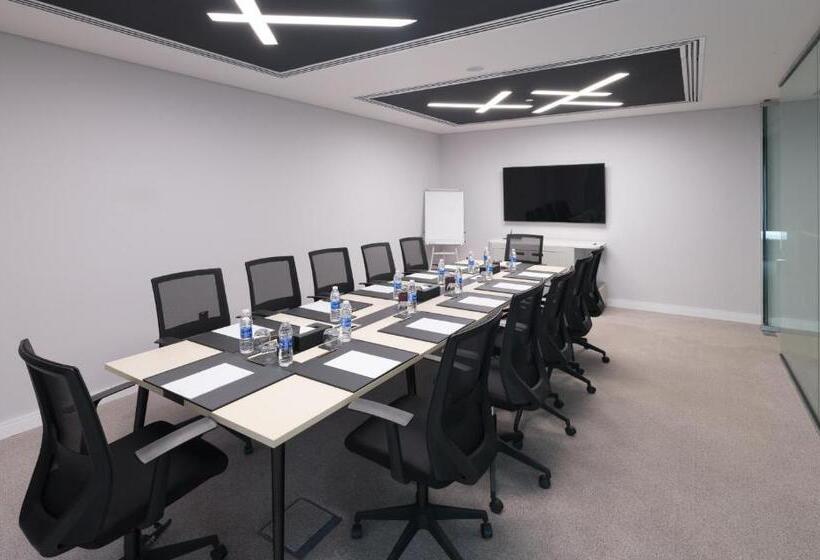 هتل Studio M Muscat