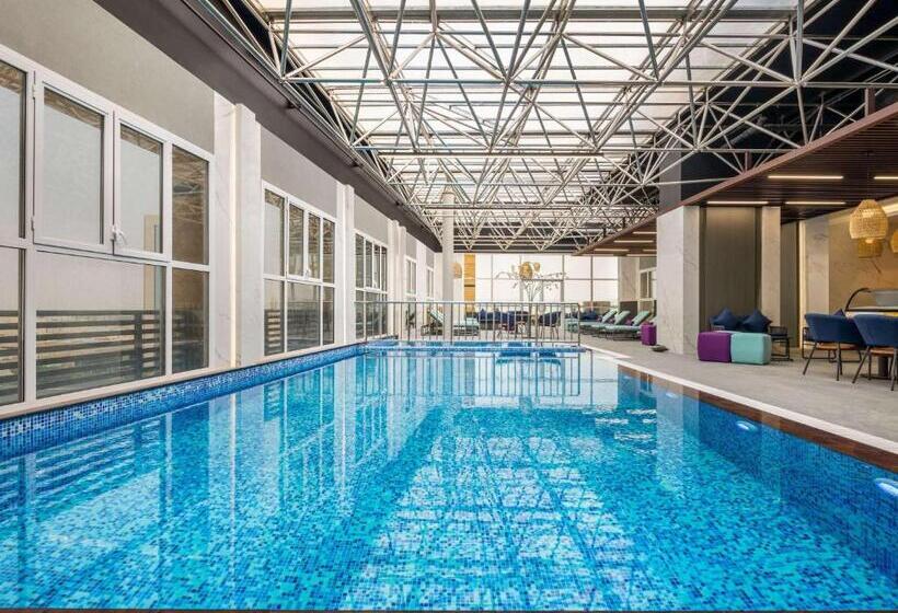 ホテル Mercure Riyadh Al Anoud