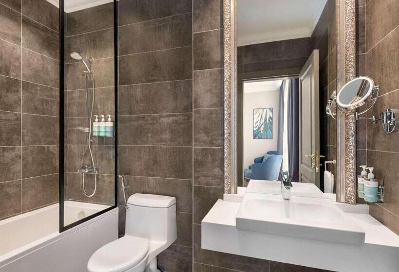 ホテル Mercure Riyadh Al Anoud