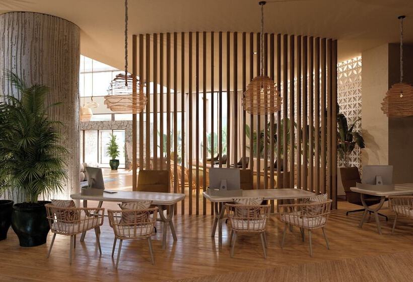 Dreams Playa Esmeralda Resort & Spa