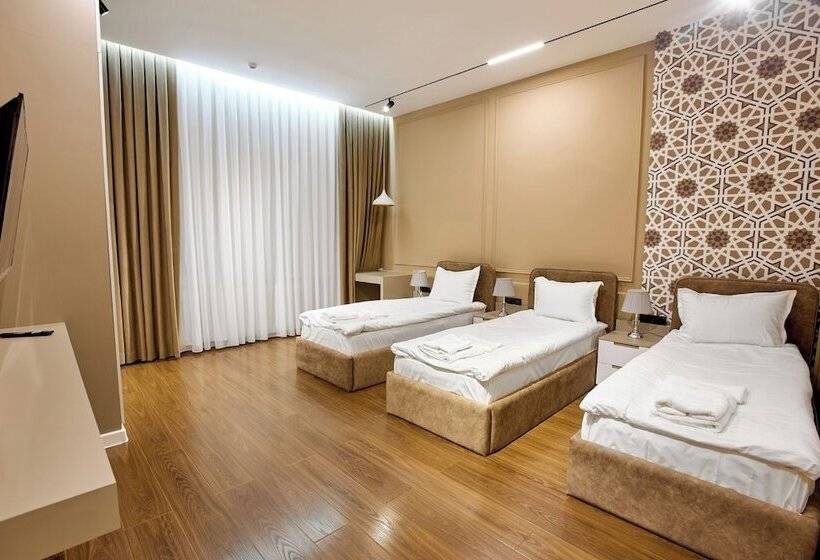 هتل Qonoq Railway