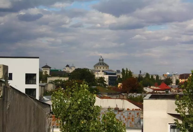 هتل Villa Tamara
