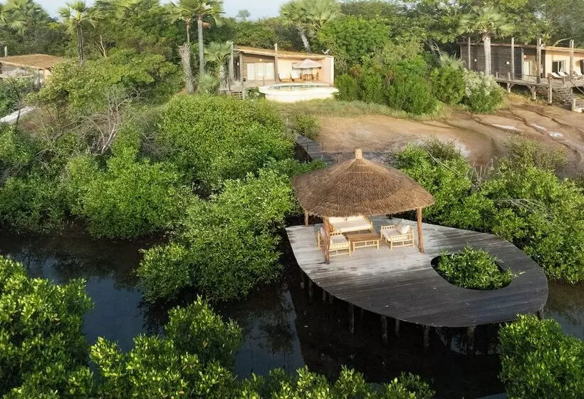 پانسیون Souimanga Lodge