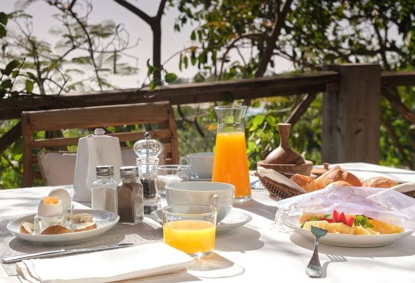 پانسیون Souimanga Lodge