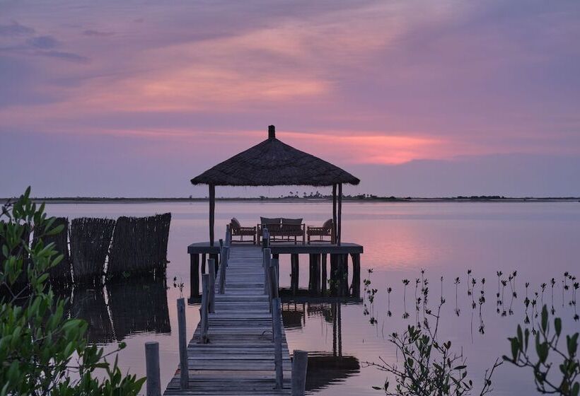 پانسیون Souimanga Lodge