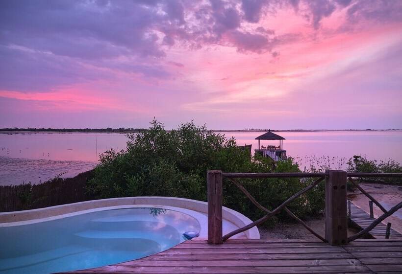 پانسیون Souimanga Lodge