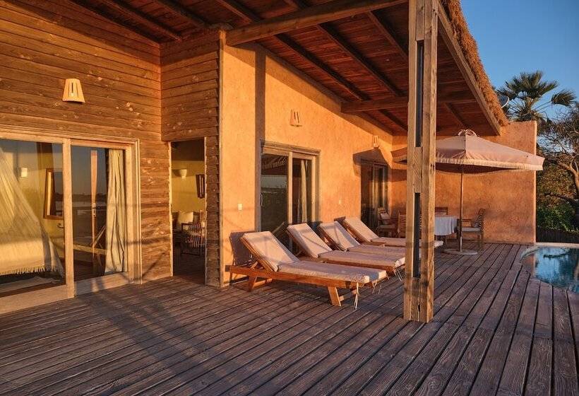 پانسیون Souimanga Lodge