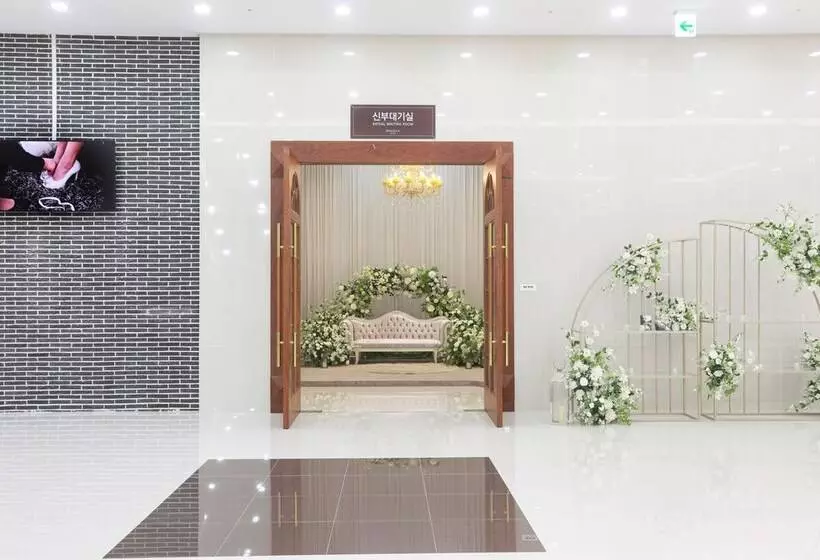 Benikea Hotel Seosan