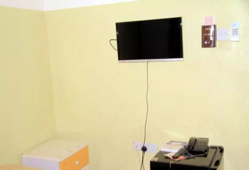 هتل Maximus Suites