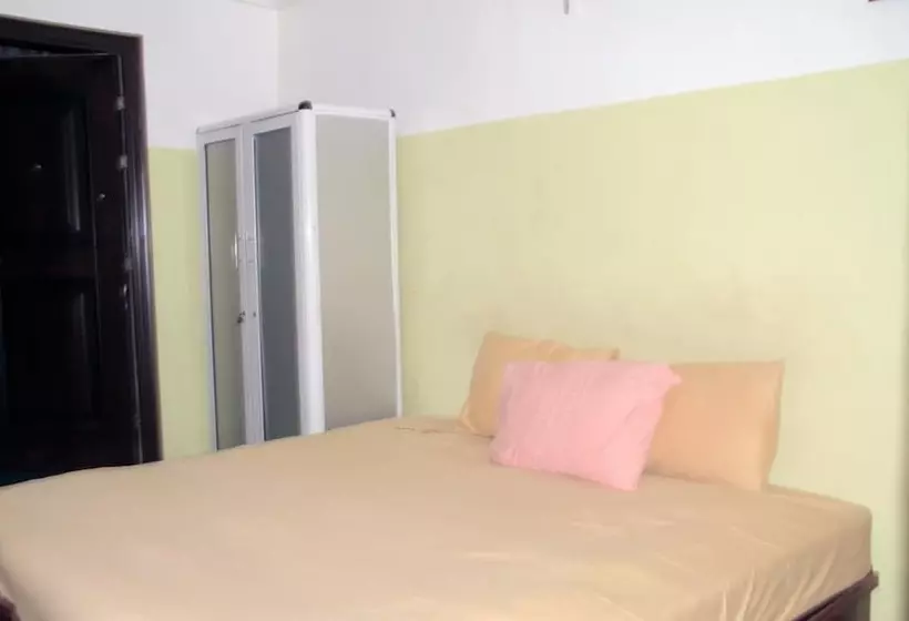 هتل Maximus Suites