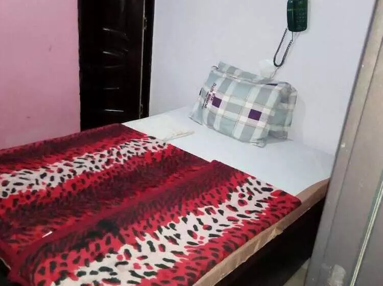 هتل Maximus Suites
