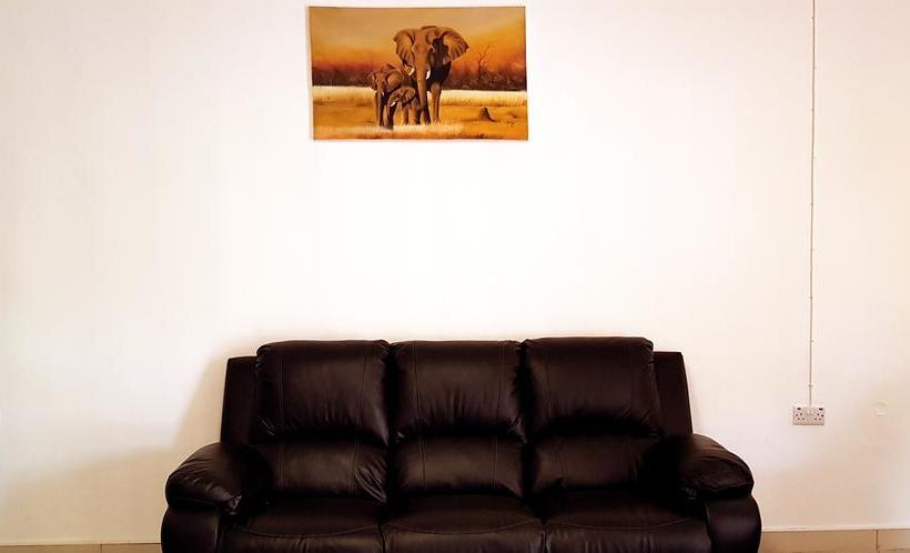 هتل The Belgian Executive