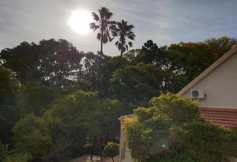 Peaches & Cream Bed & Breakfast