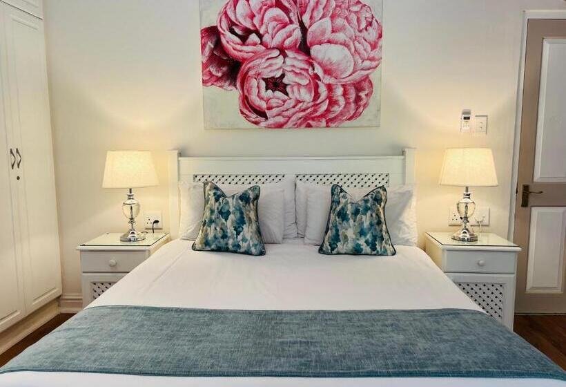 Peaches & Cream Bed & Breakfast