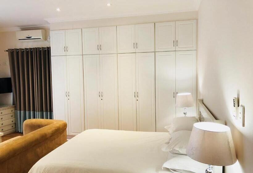 Peaches & Cream Bed & Breakfast