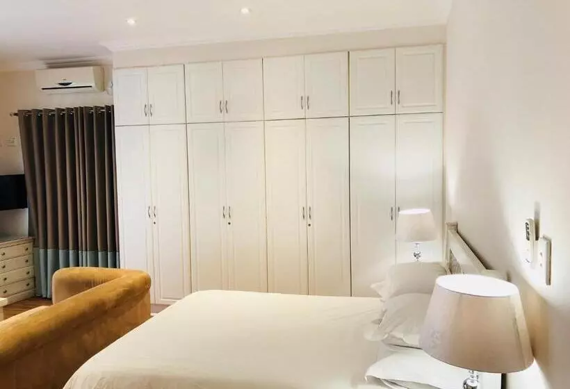 Peaches & Cream Bed & Breakfast