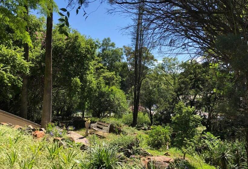 Peaches & Cream Bed & Breakfast